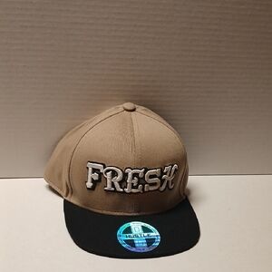Hustle Kids Tan Black White Cap NWY